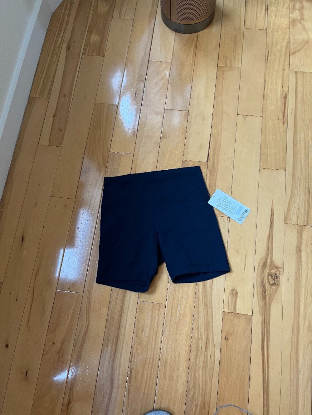 *NEW WITH TAGS* Lululemon Wunder Train HR Short 6" Shorts True Navy